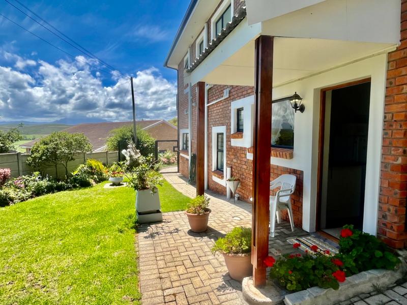 3 Bedroom Property for Sale in Fraaiuitsig Western Cape